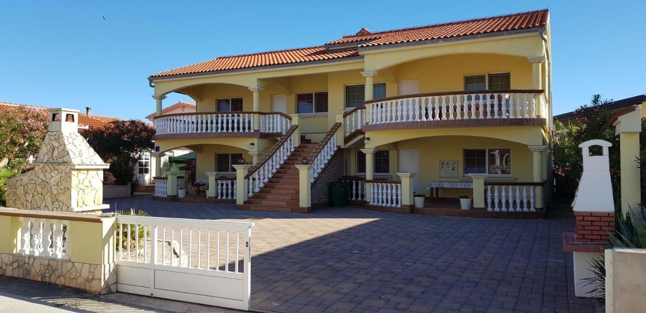 Apartments With A Parking Space Vir - 18407 Exterior foto